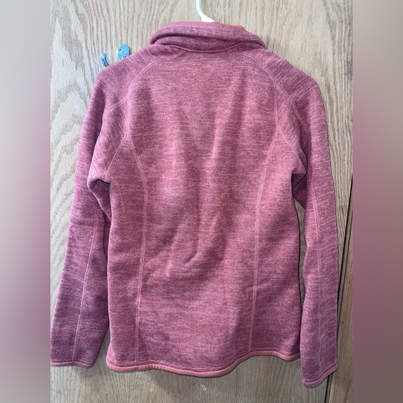 Red Patagonia jacket - Picture 5 of 6